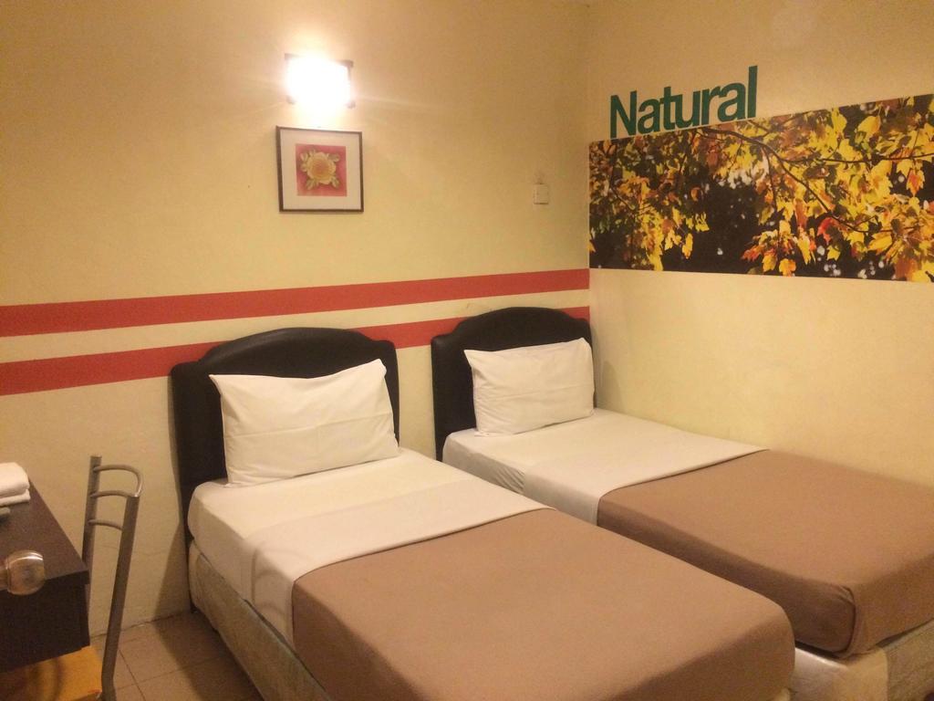 City Star Hotel Kulai Chambre photo