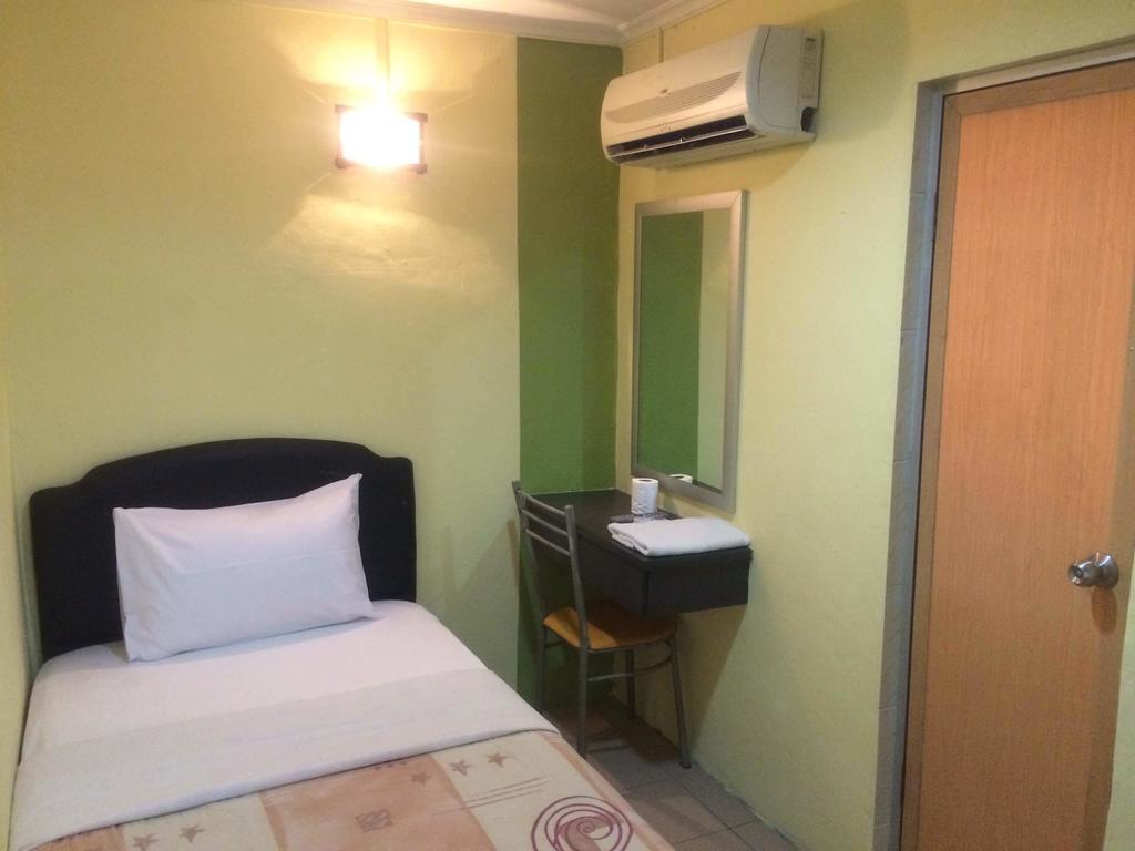 City Star Hotel Kulai Chambre photo